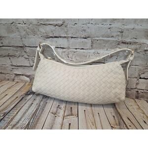 BRAND NEW Petite Simone Women Medium Crossbody Handbag Adjustable Strap, Cream